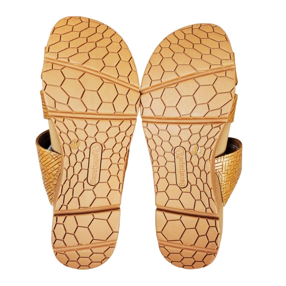 BareTraps Womens Hoorah Tan Faux Leather Slide Sandals Size 7 - Picture 8 of 9